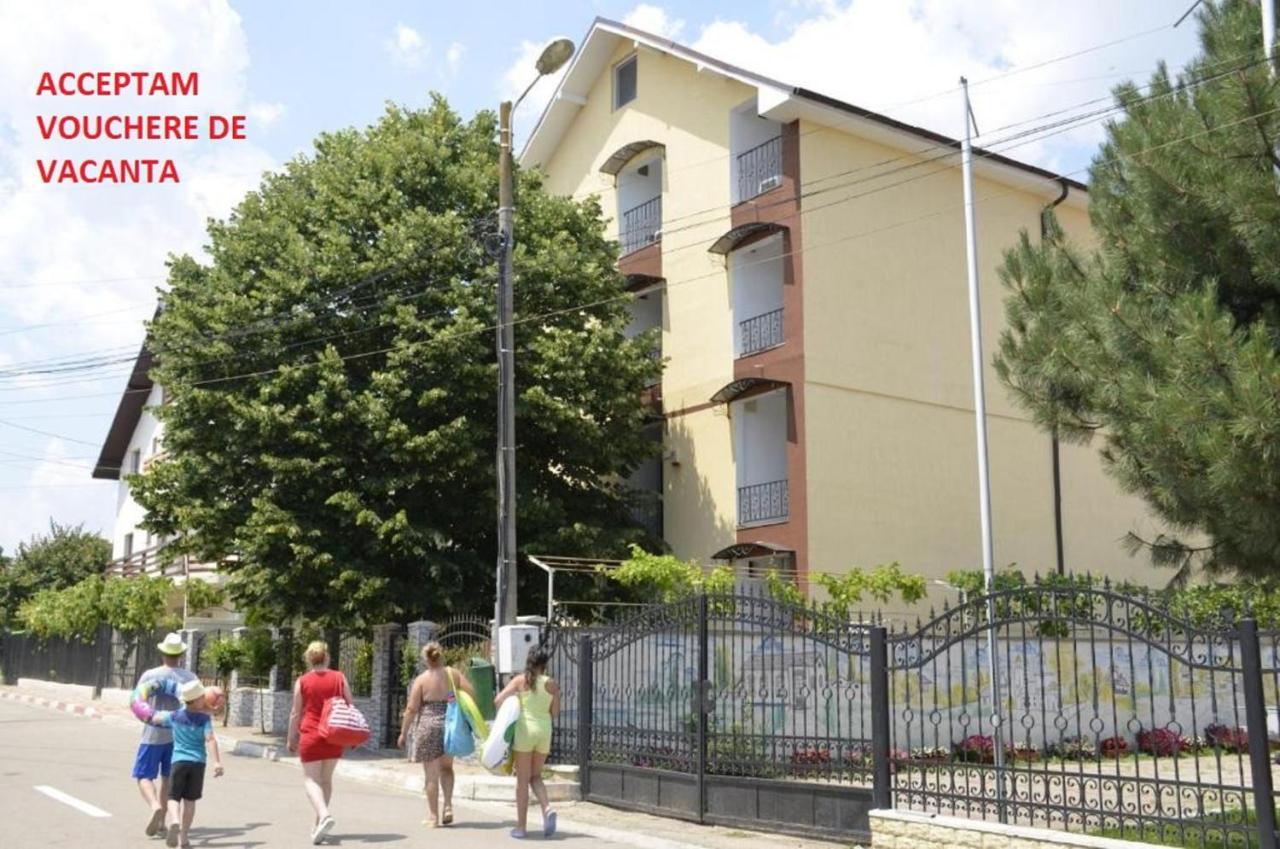 Vila Cu Livada Costinesti Exterior photo