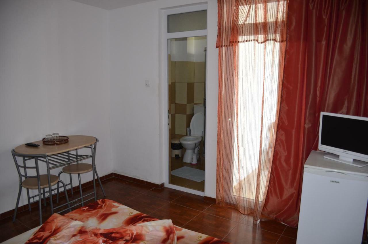 Vila Cu Livada Costinesti Exterior photo